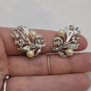 Vintage Lisner Earrings Rhinestone Faux Pearl Silver Tone Clip On Mid Century